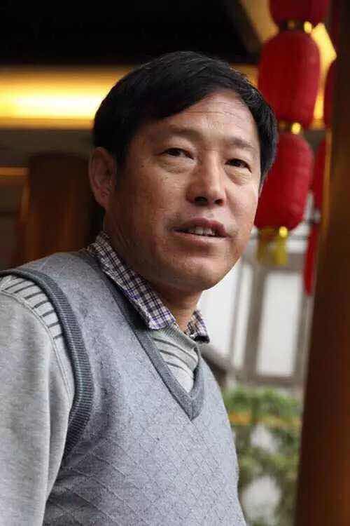 张忠保